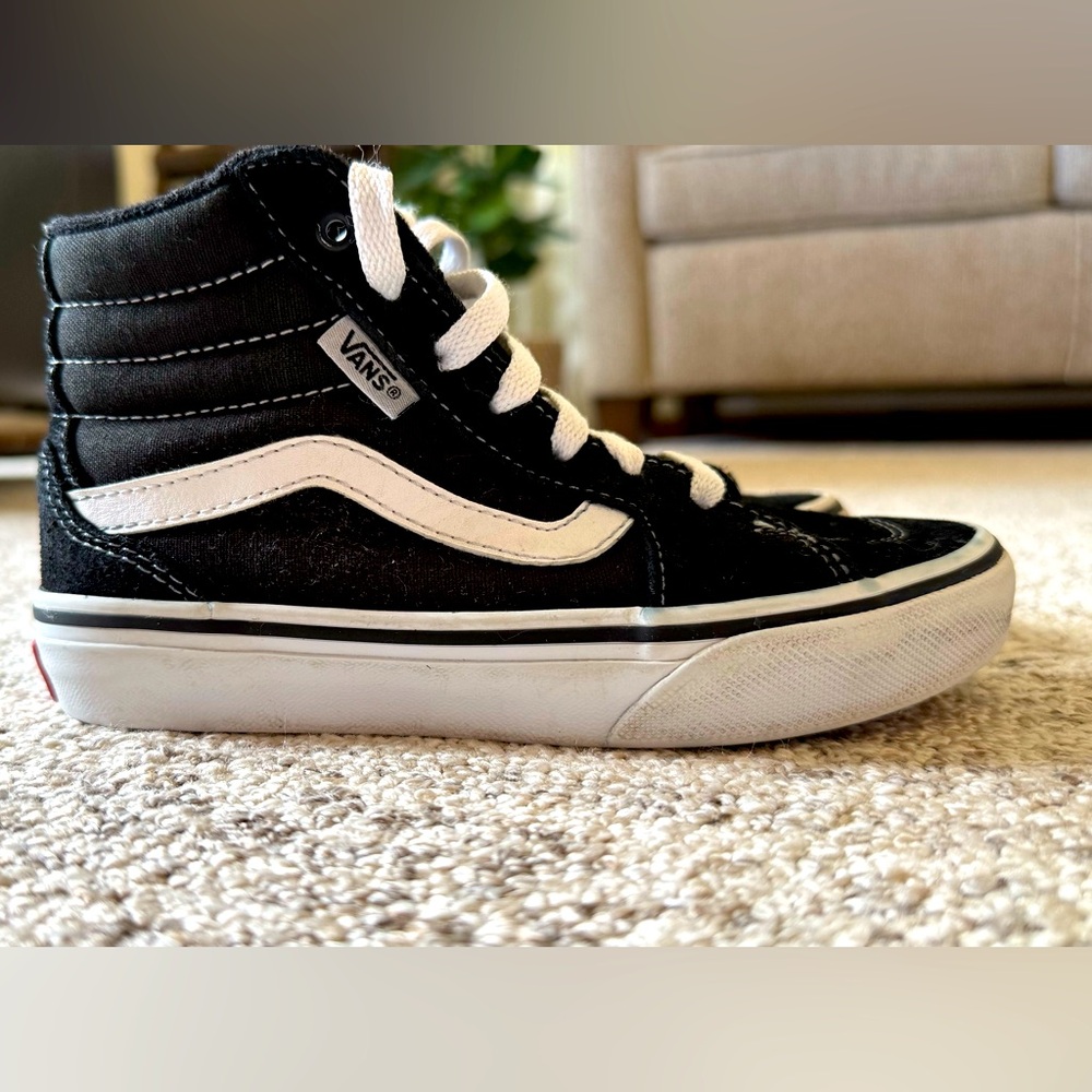 Vans “Off the Wall” High Tops Kids Black and White